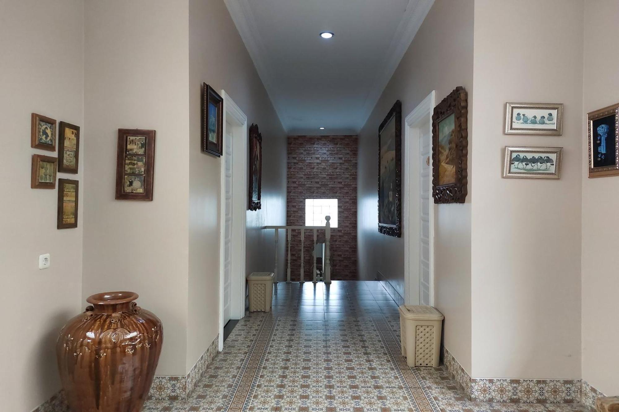 Hotel Nonie's